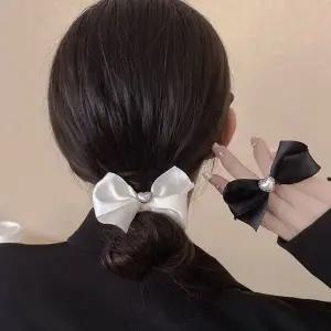 [셀러에이드]여자 리본 진주 예쁜 헤어 머리끈 2P 세트 블랙 크림 진주리본