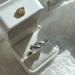 [하프클럽/]여자 데일리 감성 세련 꼬임 포인트 반지