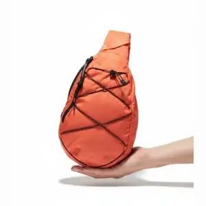 MUST IT_ ]Nylon B Crossbody Bag 18CMAC114A 005269G 547) 나일론 크로스바디 백)