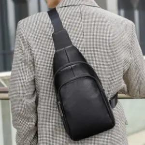 (색상 블랙)소가죽 레더 메신저백 슬링백 데일리 가방 생활방수