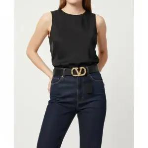 25FW 여성 크리스털 브이로그 시그니처 벨트 7W2T0SM9 QWG BBK 25F)