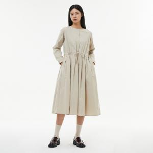 주름 포인트 라운드넥 셔츠형 원피스 AP3WO864