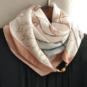 J2K 스카프 마그네틱 팬던트 롱 머플러 실크 우아 고급