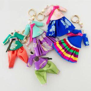 J2K 한복 키링 전통 키홀더 한국 기념품 열쇠고리 소품