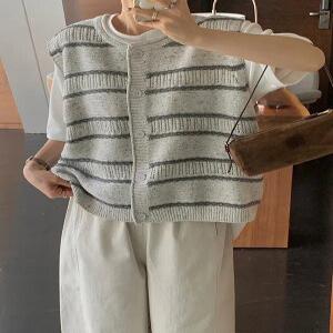 네르 버튼 단가라 니트 조끼 (one color)