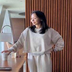 MADE 탄탄쮸리 세미크롭 맨투맨 (3 color)