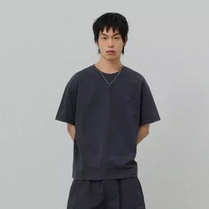 [데시레드] [택가 29,000원] 로고 반팔 티셔츠-FBSK5801D09