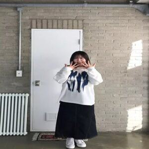 블루 페인팅 코튼 티셔츠 (화이트)