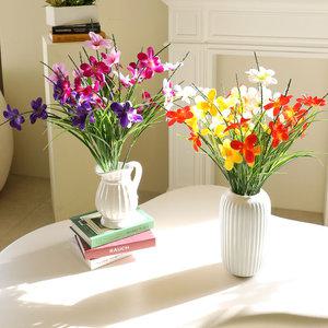 프리지아 봄꽃 생화같은 조화 장식 성묘 산소꽃 난초 후리지아