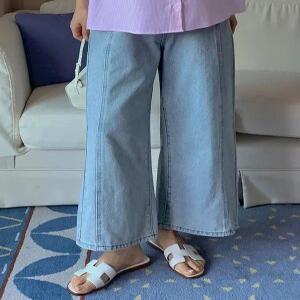 MADE 피넛진 데일리핏 연청 절개 와이드 크롭 데님 (one color)