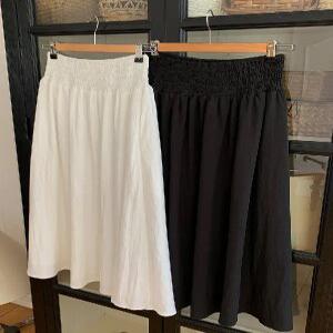 MADE 루브르 스모크밴딩 플레어 스커트 (2color)