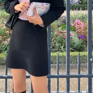  글로우 트위드 미니 스커트 여름 여성 하객룩 격식룩 데이트룩