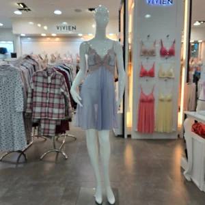 [모다아울렛][비비안]꾸뛰르 화사한 패치자수 매치된 투톤컬러 시스루 풀슬립 FS984A-MTB