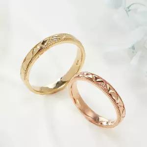 [비앤비골드] 18K 삼각 큐빅컷 밀그레인 커플링 반지 세트 RCS41425