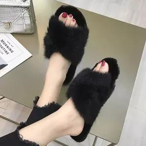 겨울 여성 사무실 페미닌룩 오피스룩 슬리퍼 토끼털 여자오피스룩 블로퍼 인조 룸슈즈