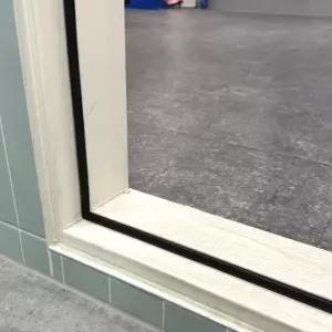 문풍지 현관 고무패킹 틈새막이 블랙 6mmX6m 현관문틈새막이 틈새막이