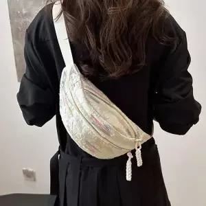 멀티 IRR019T2 힙색 여자 크로스백 방수 슬링백