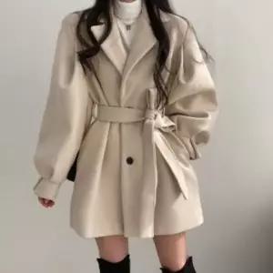 CCJ6D32여성용 데일리 패션 고급 벌룬 소매 벨트 숏코트