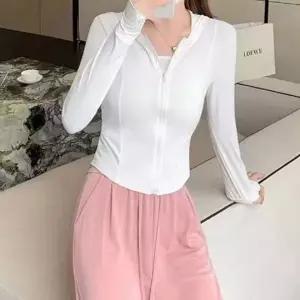 슬림핏 여성 후드 집업 트레이닝 야외활동