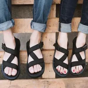 여름신발 스트랩 신발 크록밴드 남여공용 캐주얼 샌달 남녀공용 멀티 블랙 슬라이드