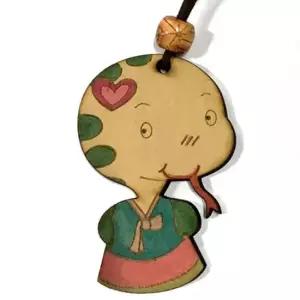 목걸이 우드팬시 뱀모양 우드팬시 뱀모양 가죽끈 고급스러움 중국제품 지은아트 포장사진