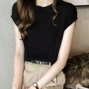 [이지커머스]쿨링 나시 티셔츠 레이어드티 여름 여자 니트 상의 여름여자니트 여름데일리룩 이너니트나시