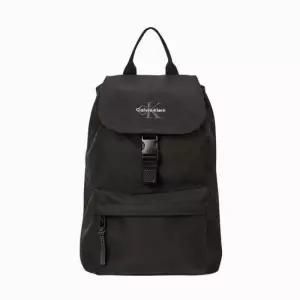 [백화점 정품] 캘빈클라인 진 여성 볼드 로고 나일론 미니 플랩 백팩 4D3320G-UB1