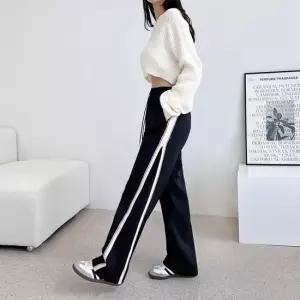 TBZ 2JMM WF2001 여자글로시 테잎라인트랙팬츠 스포츠웨어 여자바지 여자팬츠 캐주얼 팬츠