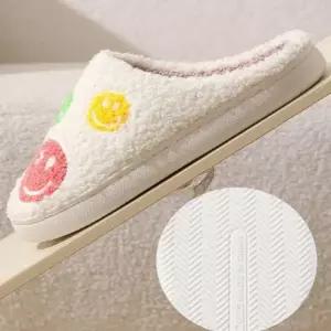 여자 슬리퍼 보온 거실 겨울 뽀글이 실내화 스마일