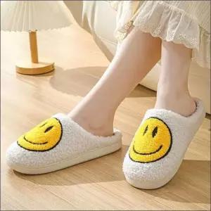 털안감 뽀글이 3컬러 스마일 여자슬리퍼 슬리퍼 겨울 실내화