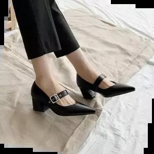 여자신발 뾰족코 발등 펀칭 스트랩 통굽 미들굽 여성 구두Y