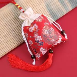 전통 고풍스런 노리개 복주머니 붉은색