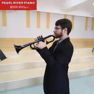 플라스틱 트럼펫 B플랫