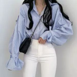 여자 셔츠 스타일 긴팔 루즈핏 스트라이프 소매 포인트 패턴 벌룬