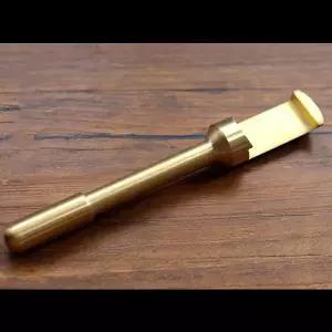 호환  휴대용 수제 황동 오프너 심플한 긴 손잡이 오프너 키체인 키링 펜던트 창의적인 가정용 제품 1PC