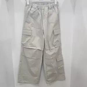 [에꼴리에]멀티 포켓 파라슈트 카고바지(25OT2510)_US