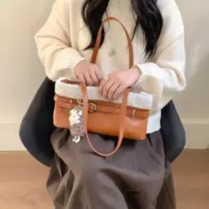 /신상오픈런 여성용 가을 겨울 양모 벨트 디자인 숄더백