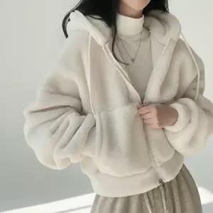 [신상오픈런]|CCJ6CC9|여성 세미 크롭 양털 후드 집업 데일리 뽀글이 자켓