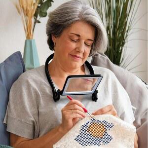 독서용 3색 조광 책용 핸즈 프리 페이지 독서 목 착용 큰 화면 스탠드 안경을 착용하면 가까운 직장 노인용 저시력 충전식