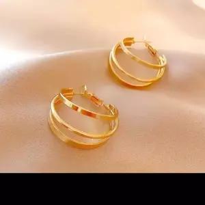 링 DO5312 귀걸이 3겹 실버 골드귀걸이