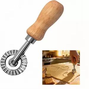 페이스트리 휠 커터 플루티드 엣지가 있는 2인치 라비올리 파이 크러스트 파스타 반죽 엠파나다를 위한