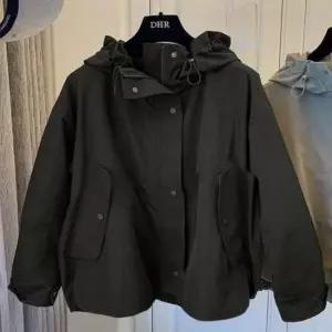 [의류] 야상점퍼 바람막이 사파리점퍼 여성등산잠바 후드점퍼 아우터 후드자켓 봄자켓