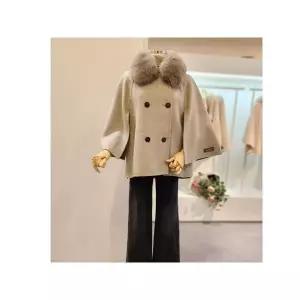 [하프클럽/클리지]  CO9WJK04 폭스퍼 카라 케이프 코트