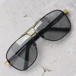 초경량 변색견고한렌즈 남성 보잉 편광 선글라스 골드블랙