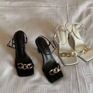 골드볼드체인 발등 스트랩 스퀘어쉐입 앞코 토오픈힐 오픈토슈즈 토오픈슈즈 토오픈구두