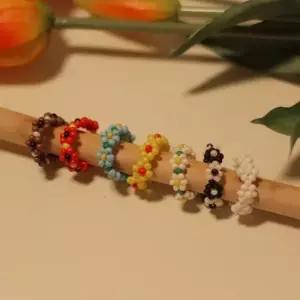 GGD 비즈 빅 플라워 컬러 삐삐 반지 반지세트 믹스반지 패션반지 데일리반지