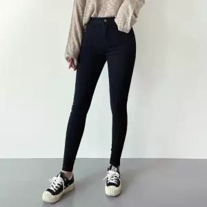 비욘드라이프 반시아 기모 블랙 스키니 팬츠 221220