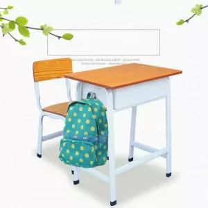 옛날 학교 책걸상 복고풍 책상