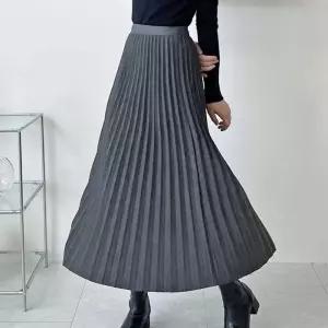 플리츠 롱스커트 허리밴딩 가을겨울 데이트룩