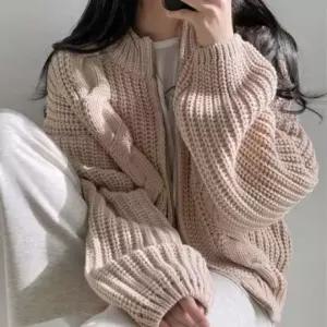 패션스타일 베이직 캐주얼 숏 여성 지퍼 가디건